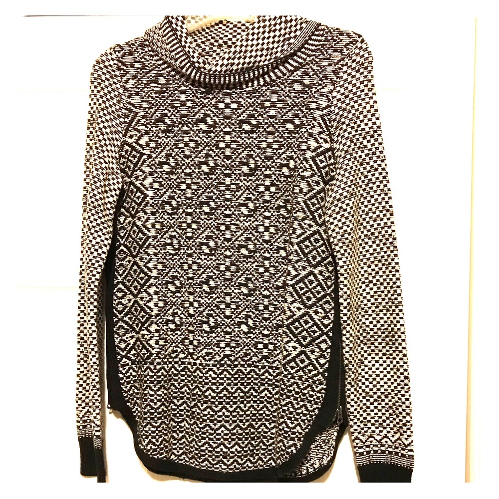 Black and white turtle neck sweater